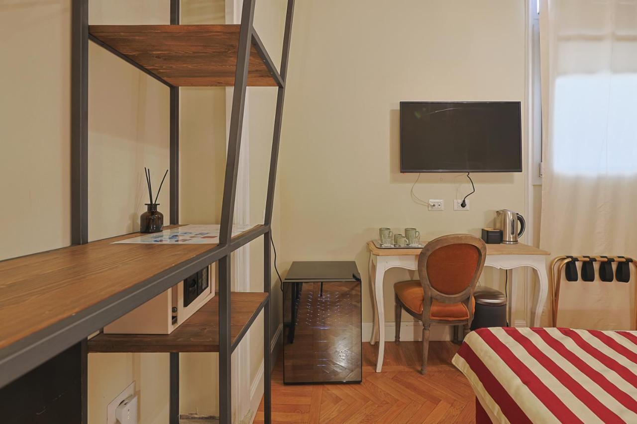 Art House Suites56 Via Del Babuino 56 Рим Экстерьер фото